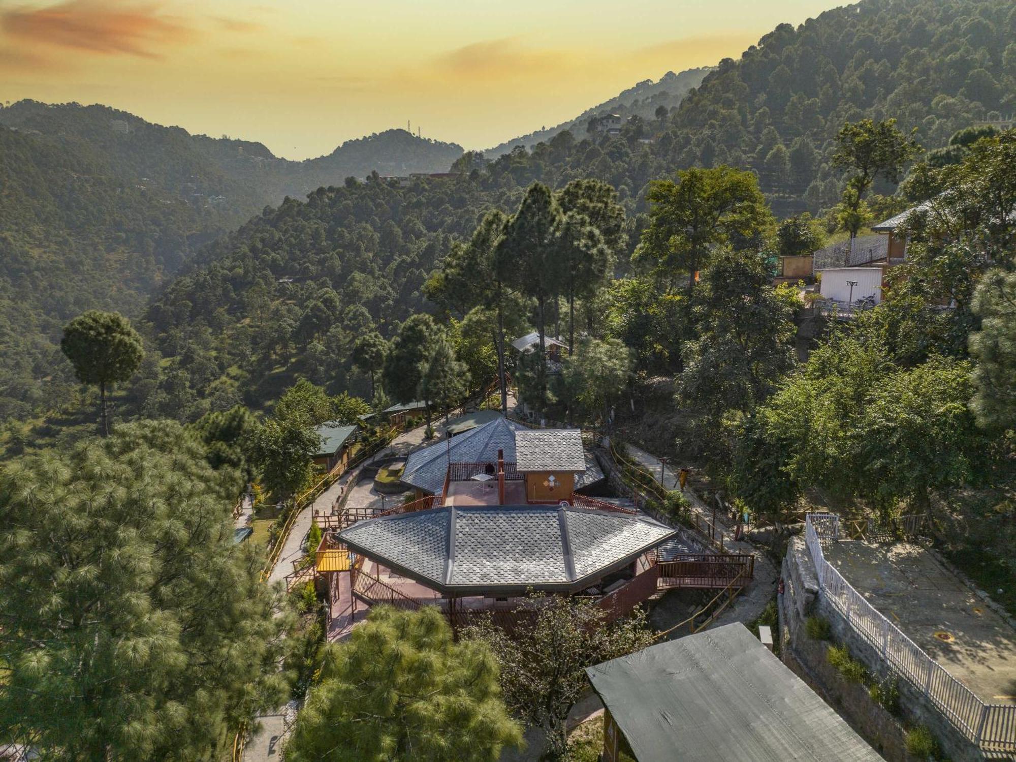 A Kasauli Ggaon By Echor Hotel Exterior foto